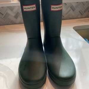Kids hunter boots- green, size 3